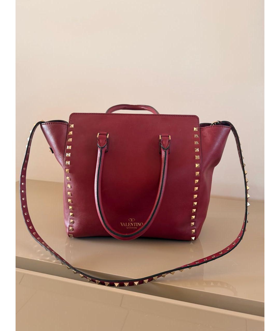 VALENTINO Бордовая кожаная сумка с короткими ручками, фото 2