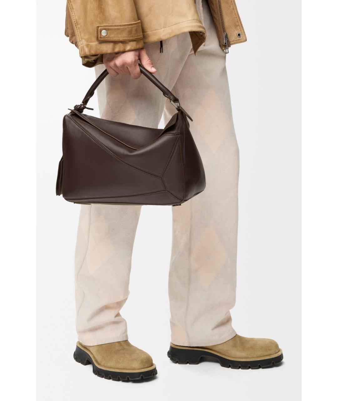 LOEWE Коричневая кожаная сумка на плечо, фото 2