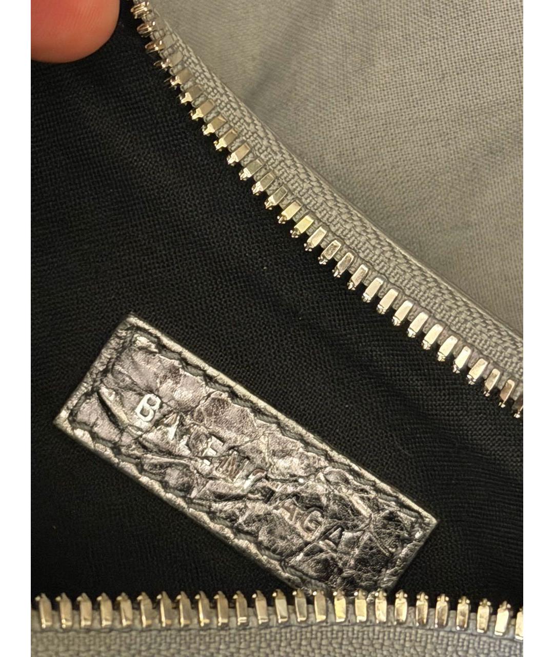 BALENCIAGA Серебряная кожаная сумка через плечо, фото 6