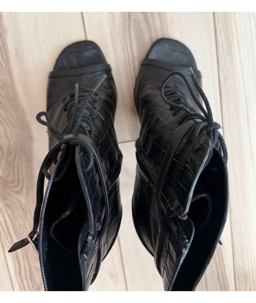 SAINT LAURENT Черные ботильоны из экзотической кожи, фото 3