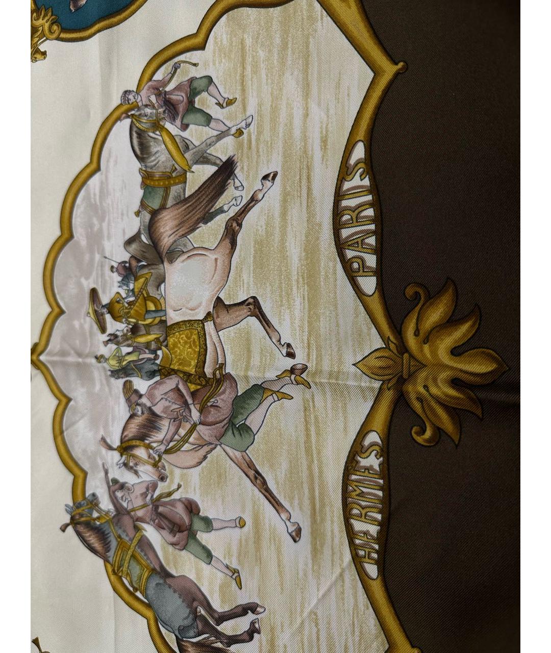 HERMES Коричневый шелковый платок, фото 2