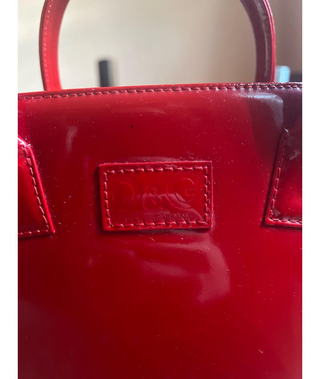 DOLCE&GABBANA Красная сумка с короткими ручками из лакированной кожи, фото 8