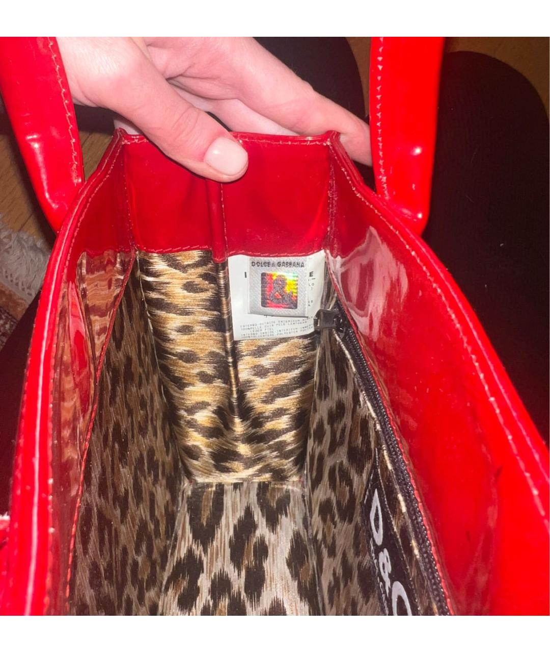 DOLCE&GABBANA Красная сумка с короткими ручками из лакированной кожи, фото 4