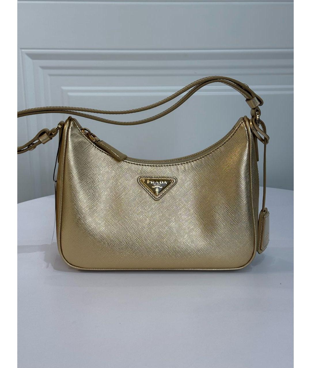 PRADA Золотая кожаная сумка с короткими ручками, фото 6