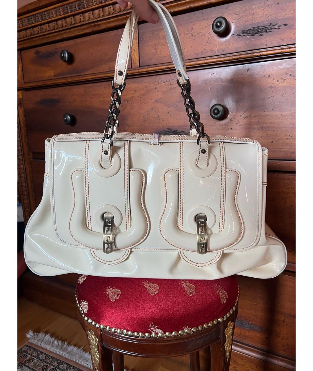 FENDI Бежевая сумка через плечо из лакированной кожи, фото 9