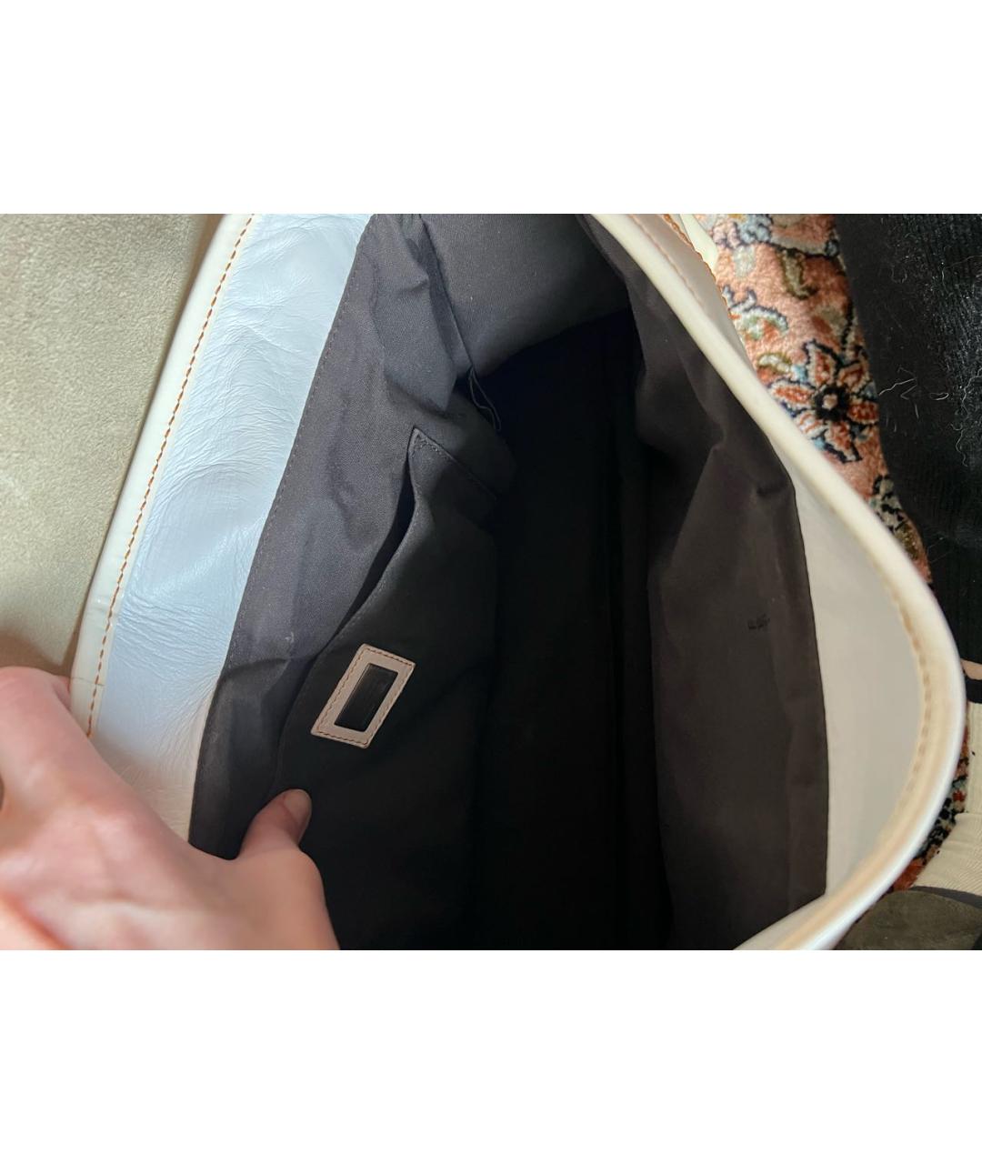 FENDI Бежевая сумка через плечо из лакированной кожи, фото 6