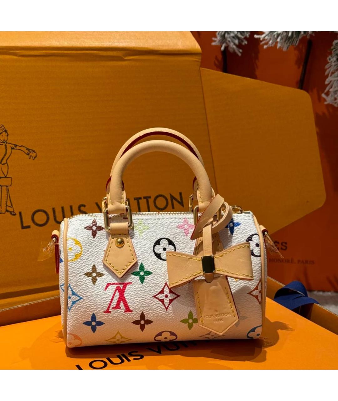 LOUIS VUITTON Белая кожаная сумка с короткими ручками, фото 2