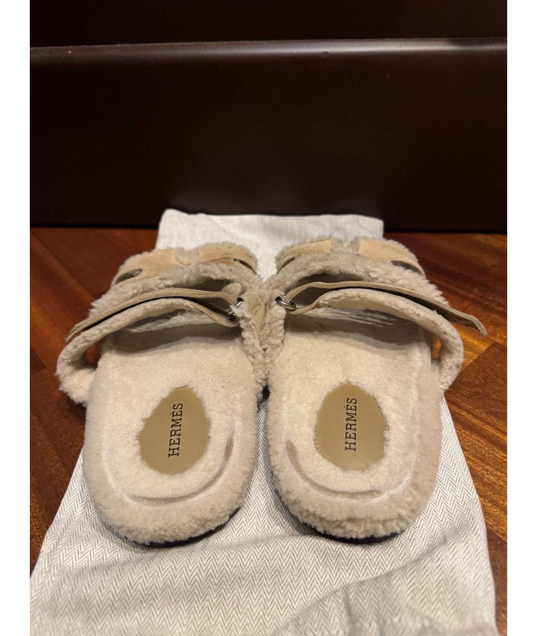 HERMES Бежевые замшевые шлепанцы, фото 4