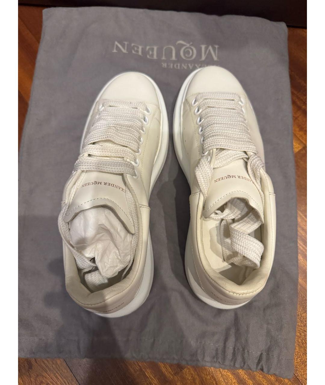 ALEXANDER MCQUEEN Белые кожаные кеды, фото 3