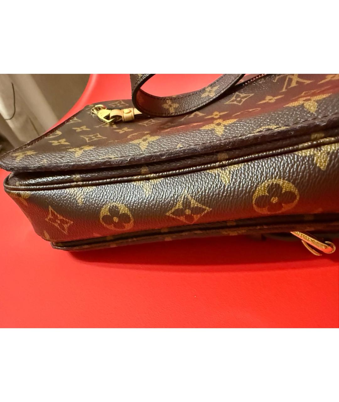 LOUIS VUITTON Коричневая сумка с короткими ручками, фото 7