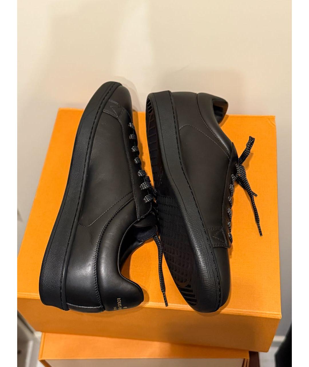 LOUIS VUITTON Черные кожаные низкие кроссовки / кеды, фото 4