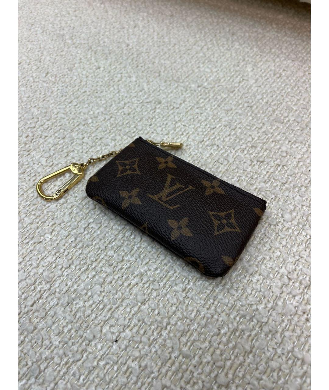 LOUIS VUITTON Коричневая ключница, фото 4