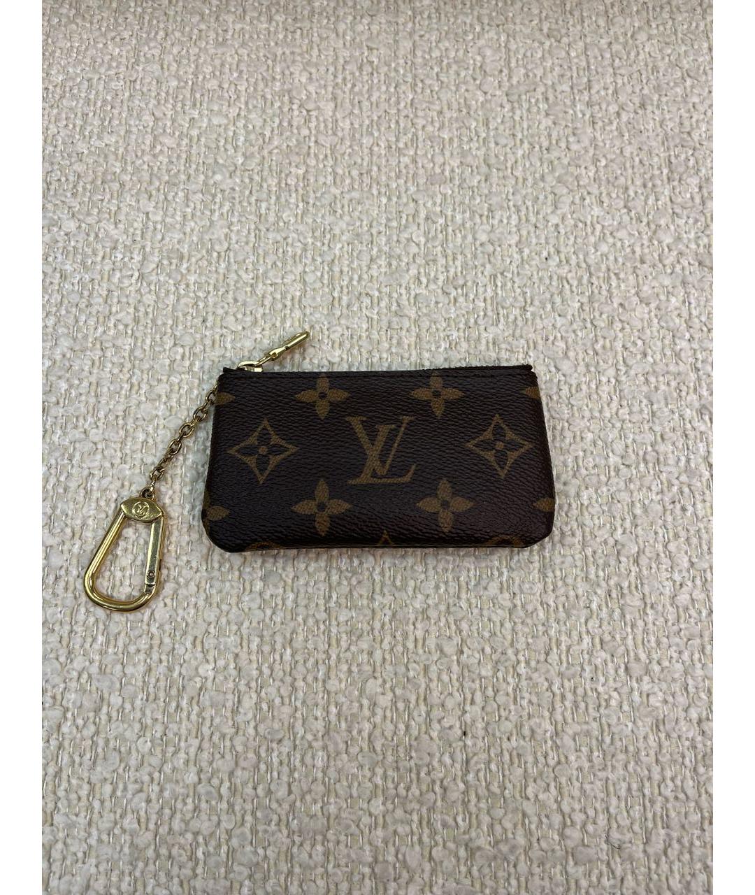 LOUIS VUITTON Коричневая ключница, фото 9