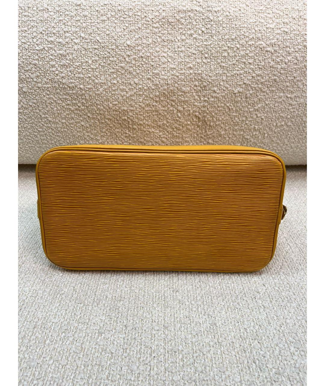 LOUIS VUITTON Горчичная кожаная сумка с короткими ручками, фото 8