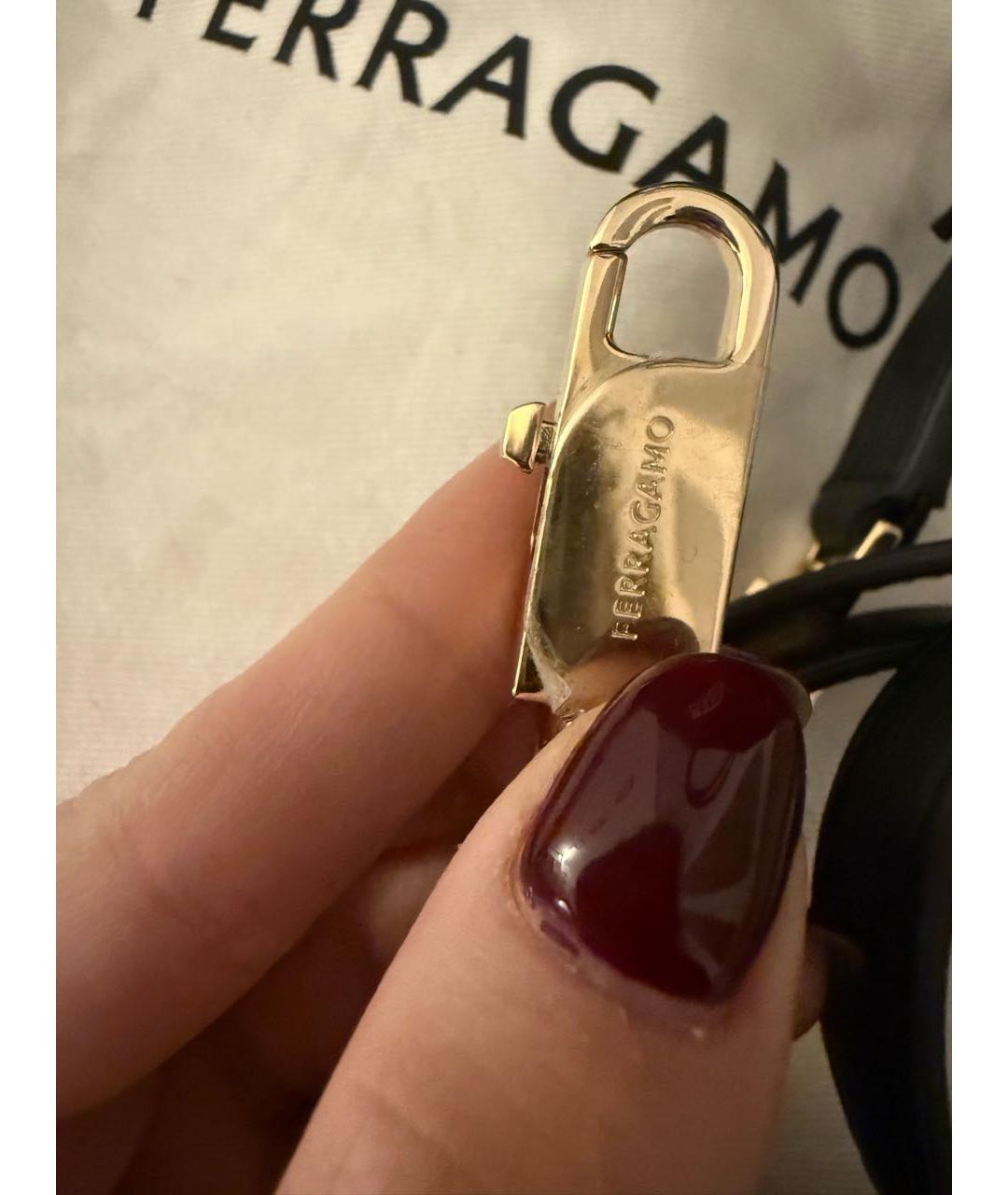 FERRAGAMO Черная кожаная сумка с короткими ручками, фото 6