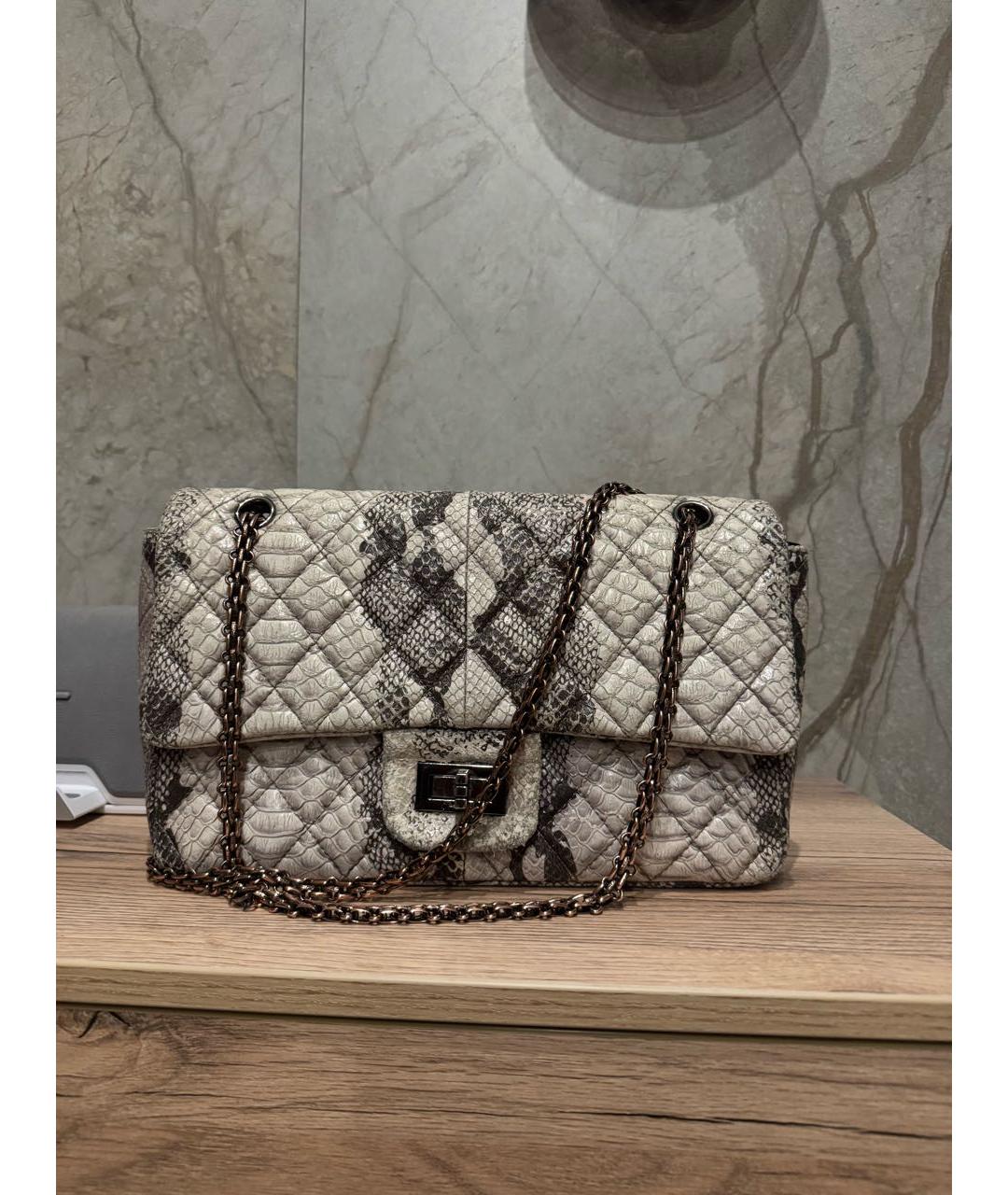 CHANEL Белая кожаная сумка через плечо, фото 6