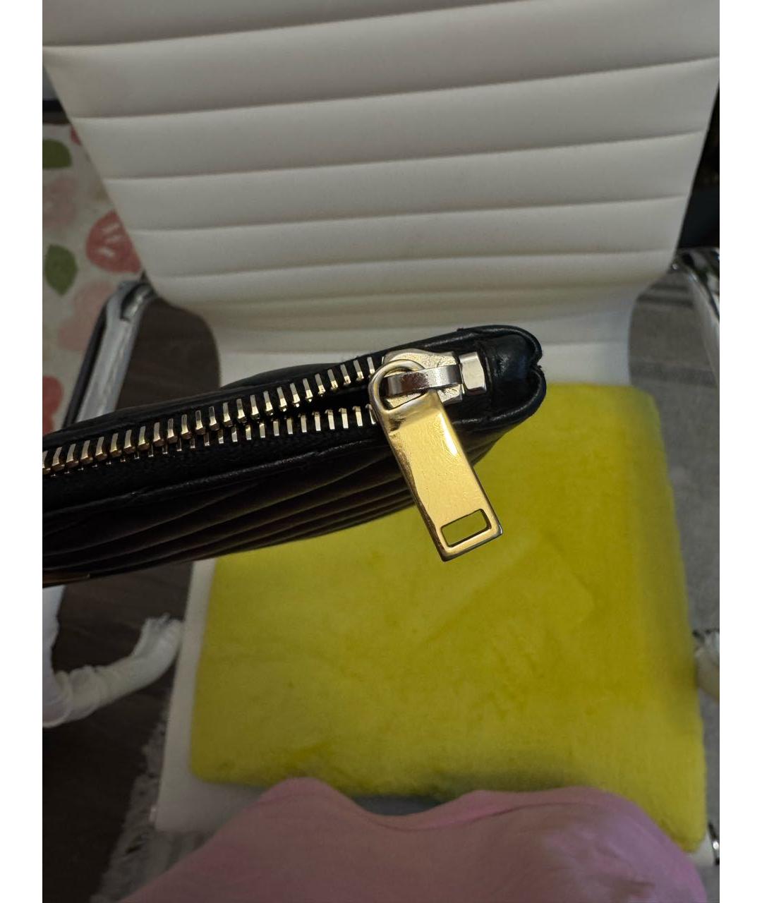 SAINT LAURENT Черная кожаная сумка с короткими ручками, фото 4