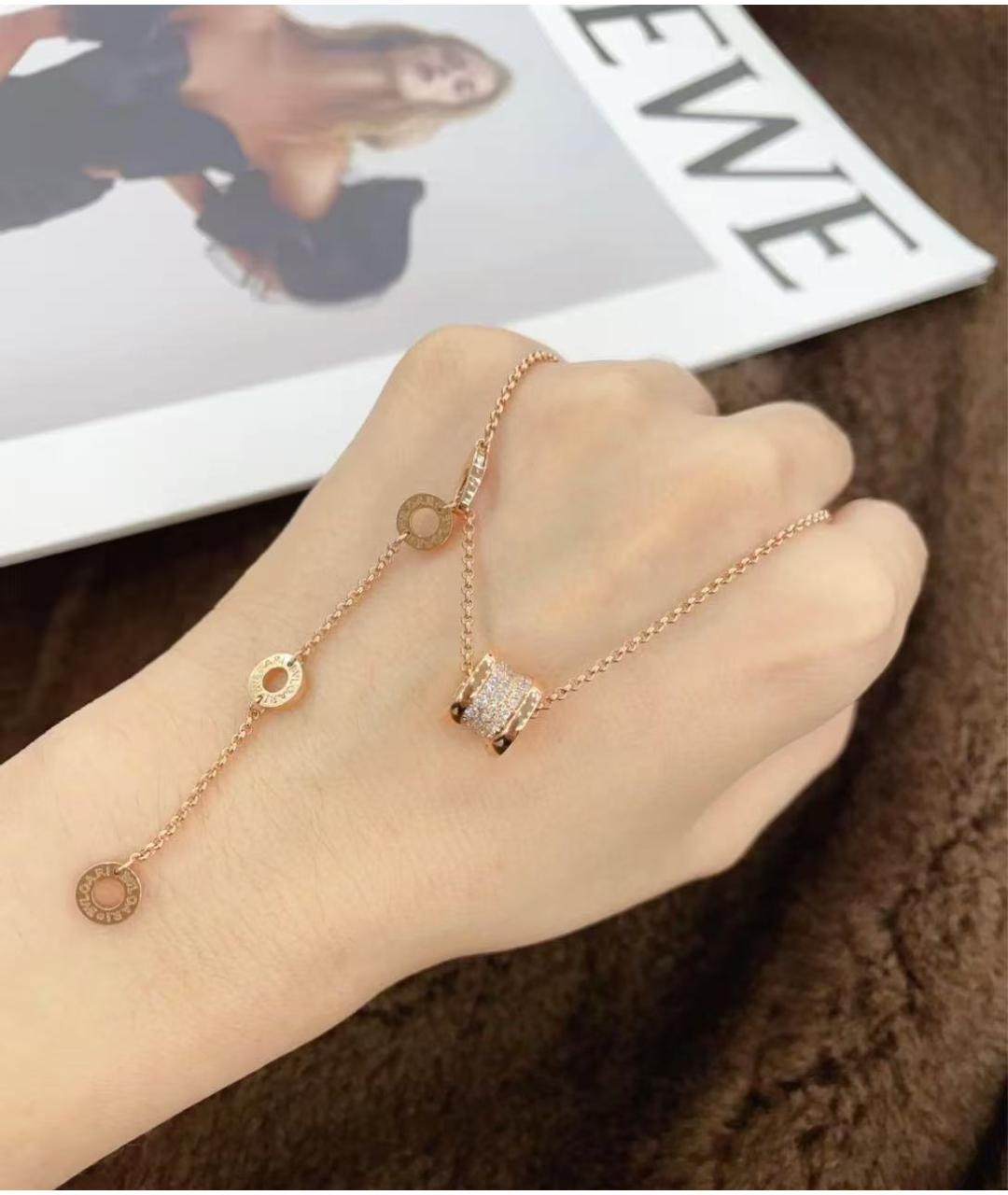 BVLGARI Золотое колье из розового золота, фото 3