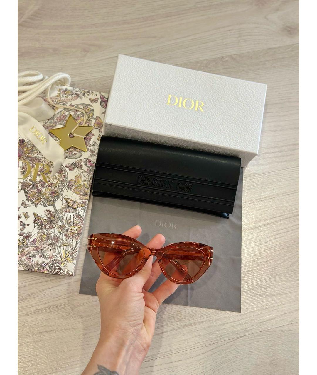 CHRISTIAN DIOR Оранжевое пластиковые солнцезащитные очки, фото 4