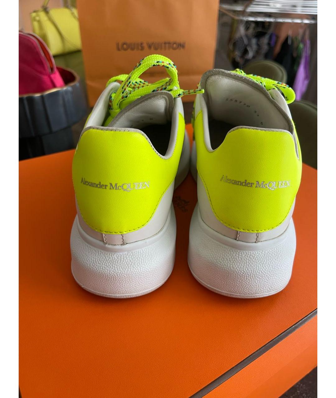 ALEXANDER MCQUEEN Белые кожаные кеды, фото 4