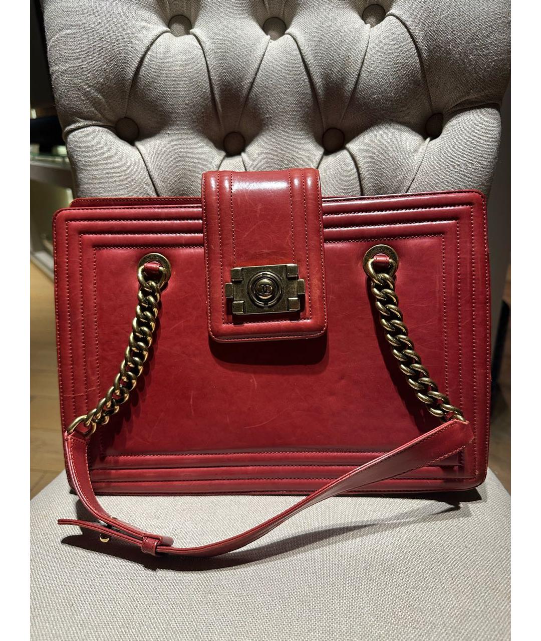 CHANEL Красная кожаная сумка через плечо, фото 5
