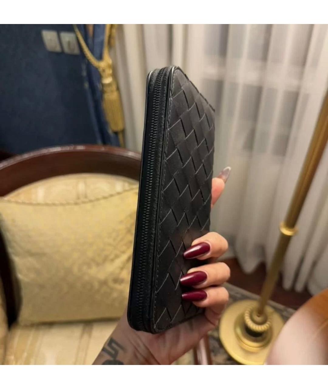 BOTTEGA VENETA Черный кожаный кошелек, фото 3