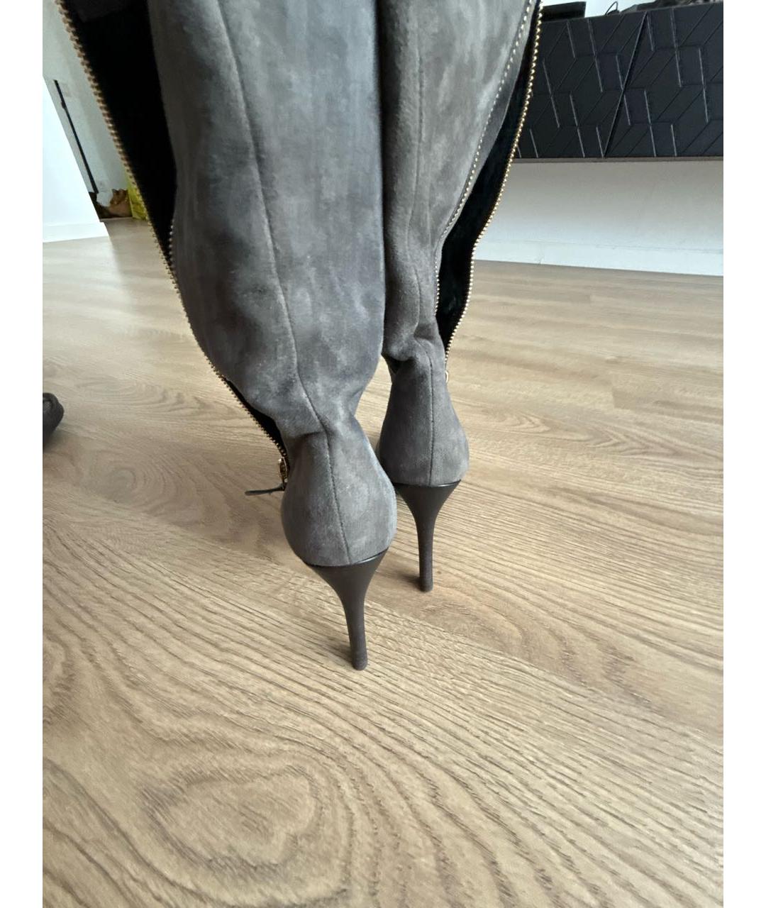 GIORGIO ARMANI Серые замшевые сапоги, фото 4