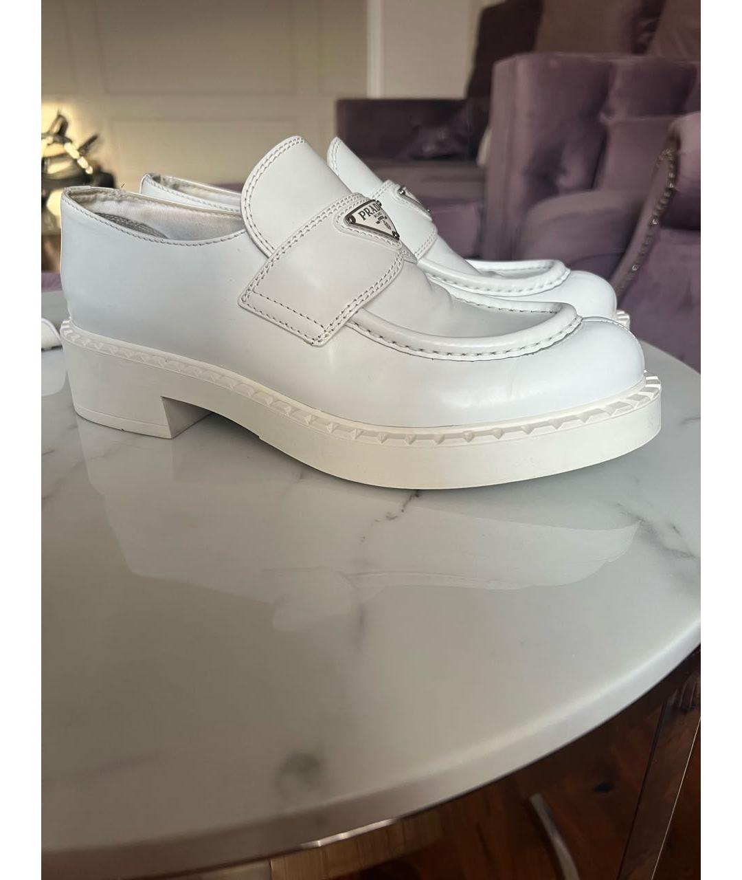 PRADA Белые кожаные лоферы, фото 9