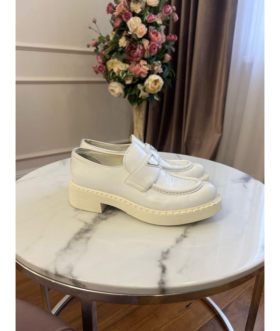 PRADA Белые кожаные лоферы, фото 7
