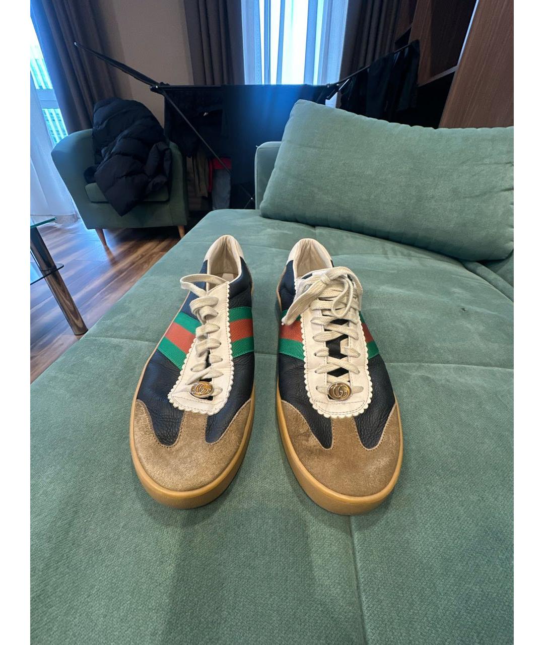 GUCCI Мульти низкие кроссовки / кеды из лакированной кожи, фото 2