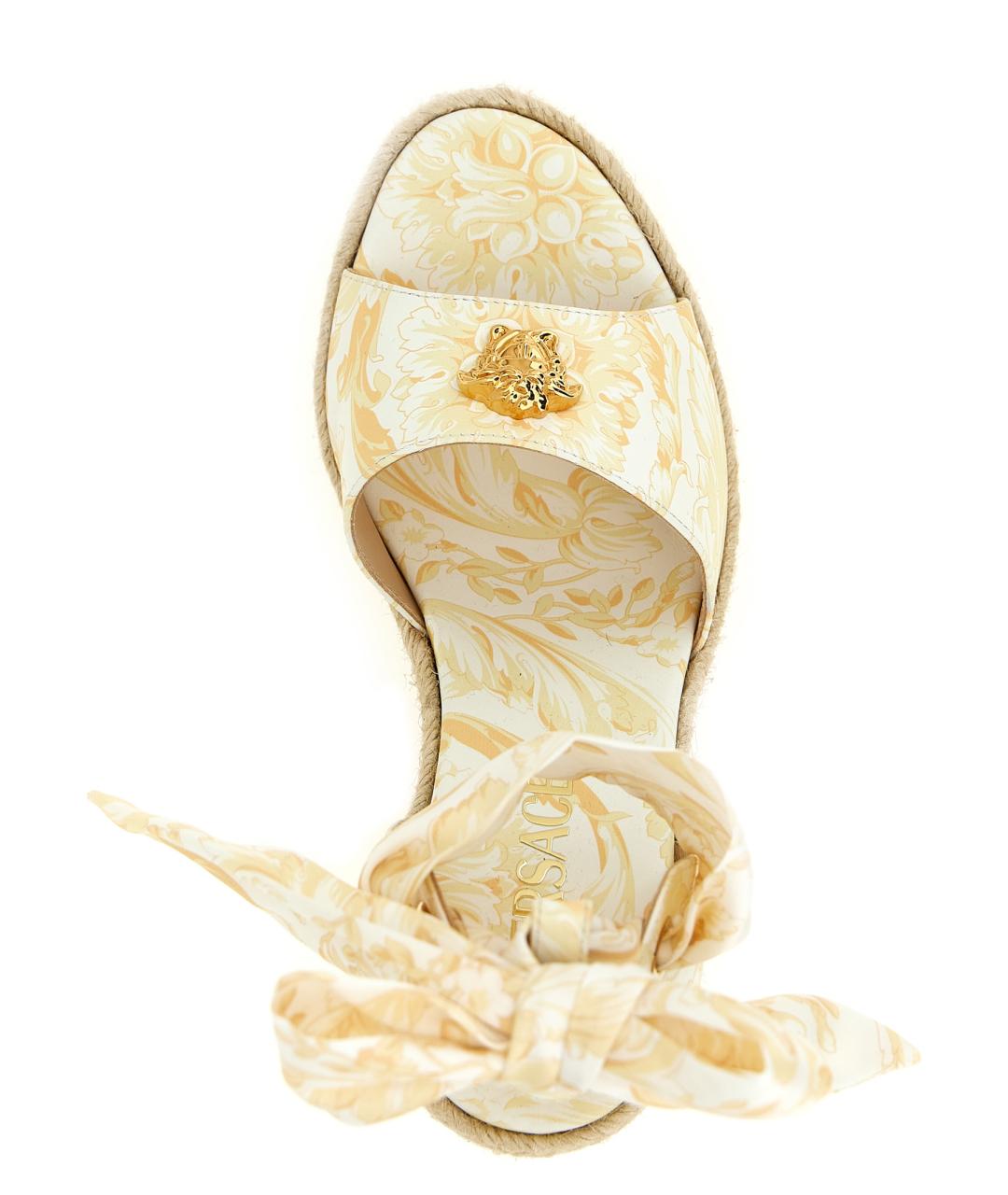 VERSACE Желтые кожаные босоножки, фото 4