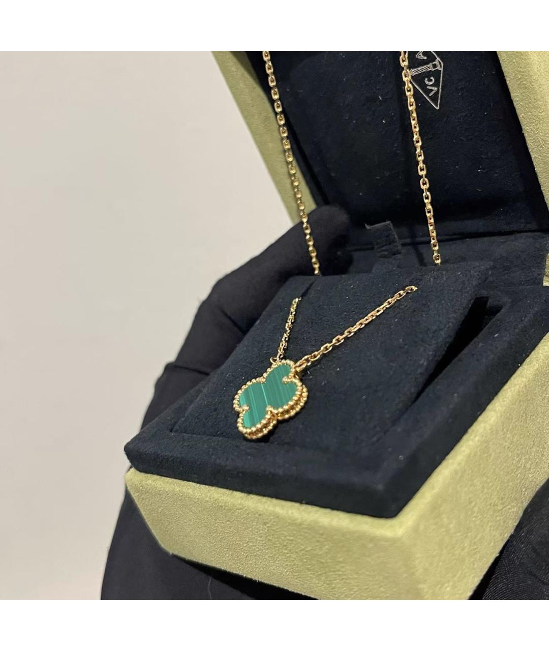 VAN CLEEF & ARPELS Зеленая подвеска, фото 5