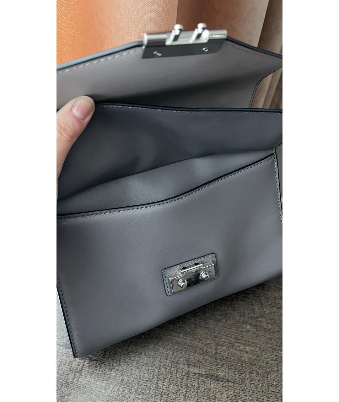 MICHAEL KORS Серая кожаная сумка с короткими ручками, фото 6