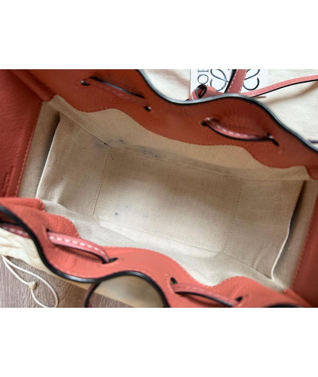 LOEWE Коралловая кожаная сумка через плечо, фото 9