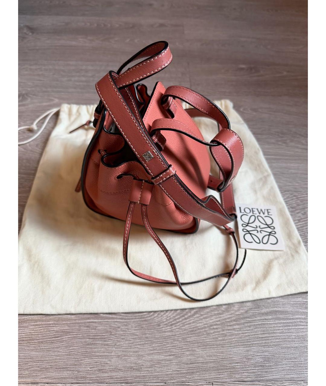 LOEWE Коралловая кожаная сумка через плечо, фото 6