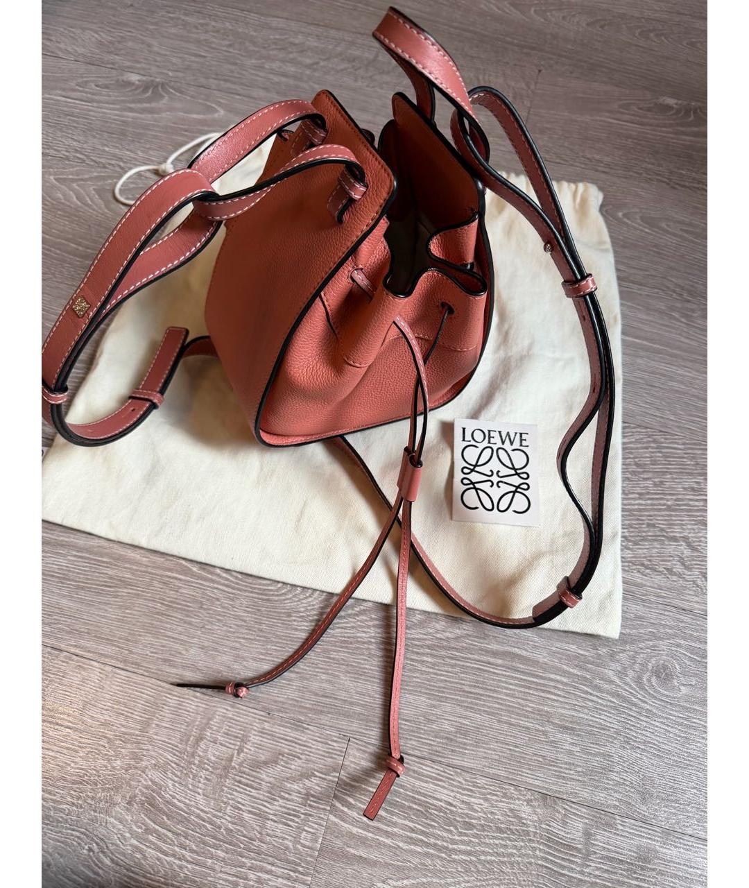 LOEWE Коралловая кожаная сумка через плечо, фото 5