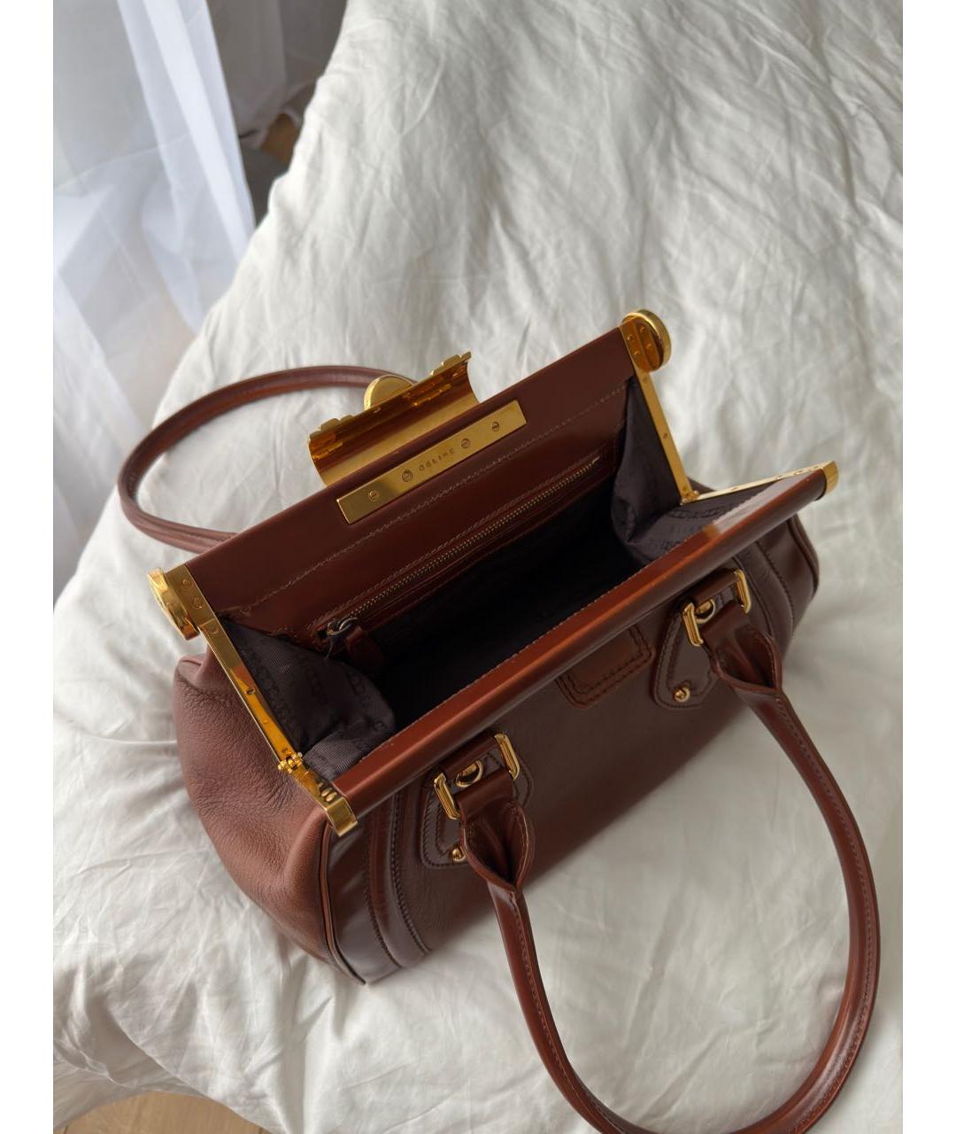 CELINE Коричневая кожаная сумка с короткими ручками, фото 3