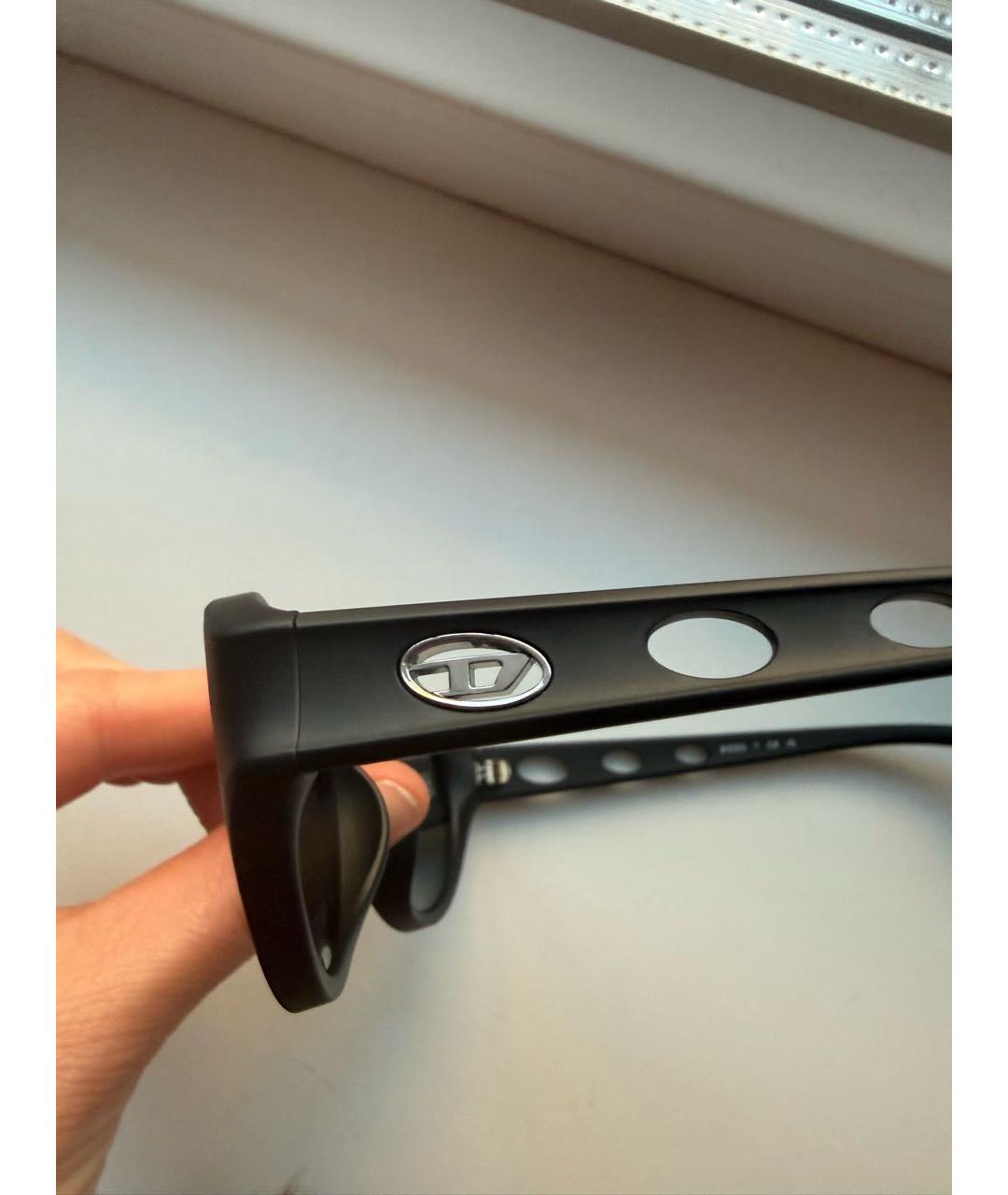 DIESEL Черные пластиковые солнцезащитные очки, фото 3