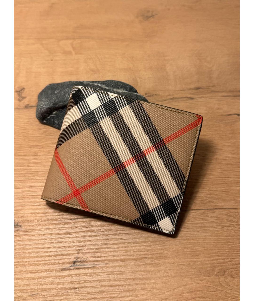 BURBERRY Бежевый кошелек, фото 3