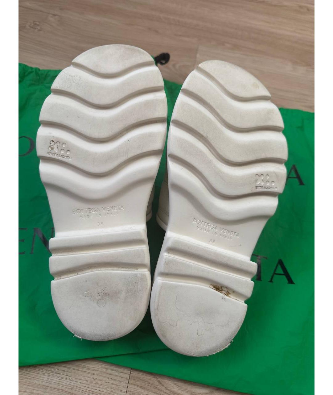 BOTTEGA VENETA Бежевые кожаные сандалии, фото 5