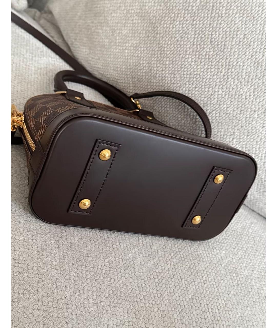 LOUIS VUITTON Коричневая кожаная сумка с короткими ручками, фото 3