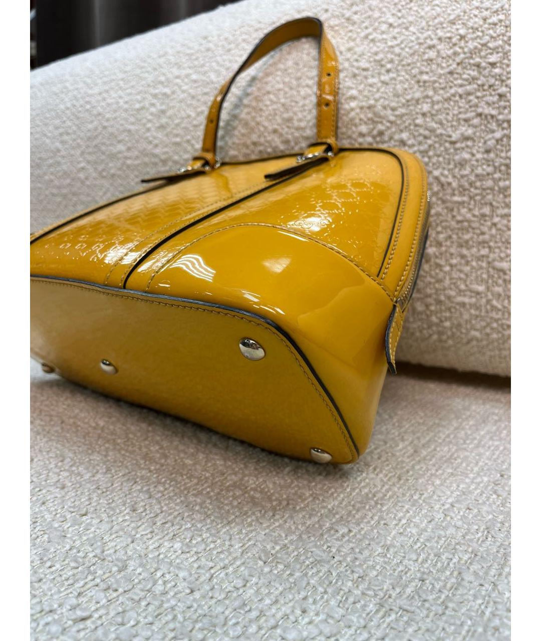 GUCCI Желтая сумка с короткими ручками из лакированной кожи, фото 8