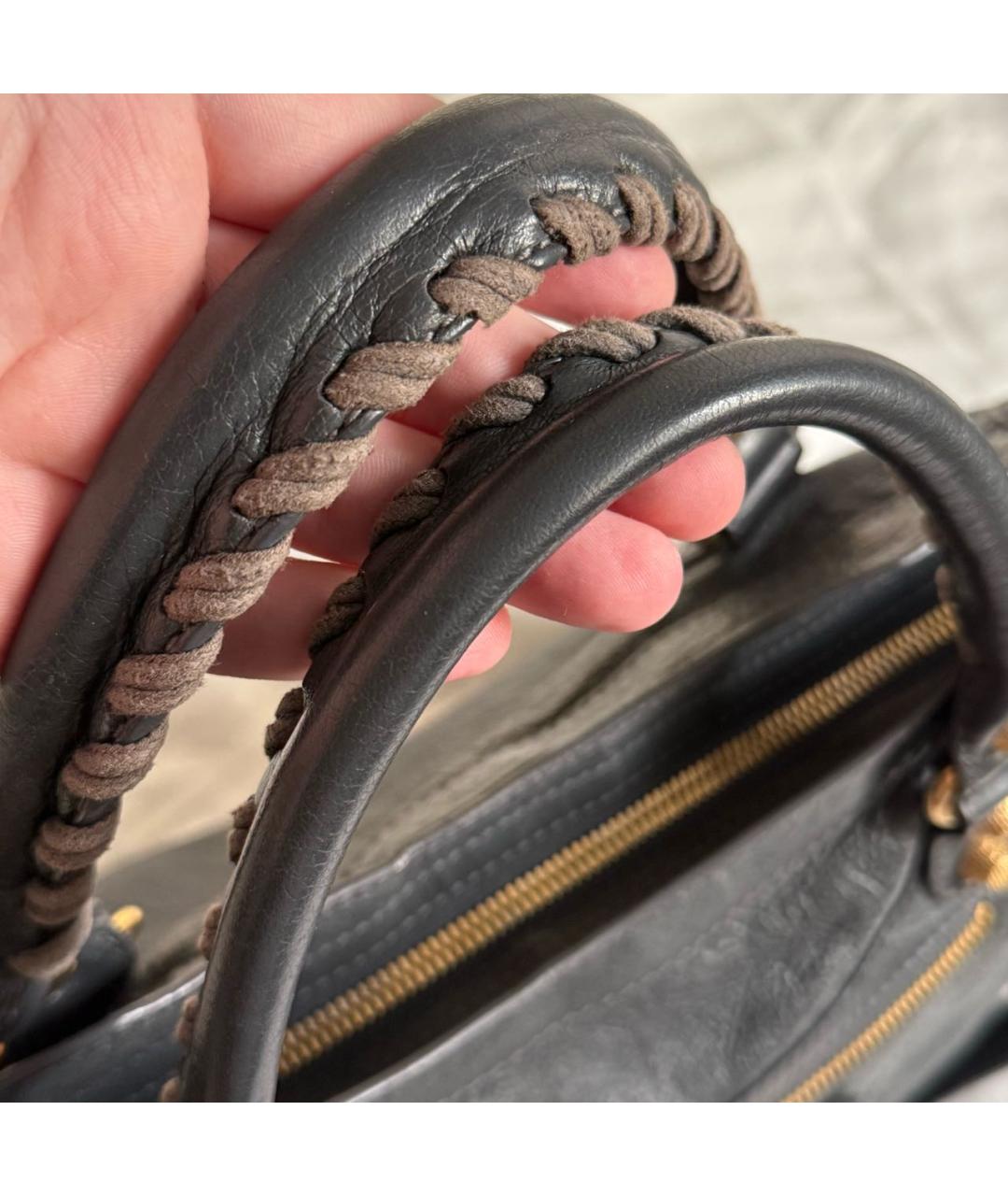 BALENCIAGA Антрацитовая кожаная сумка с короткими ручками, фото 4