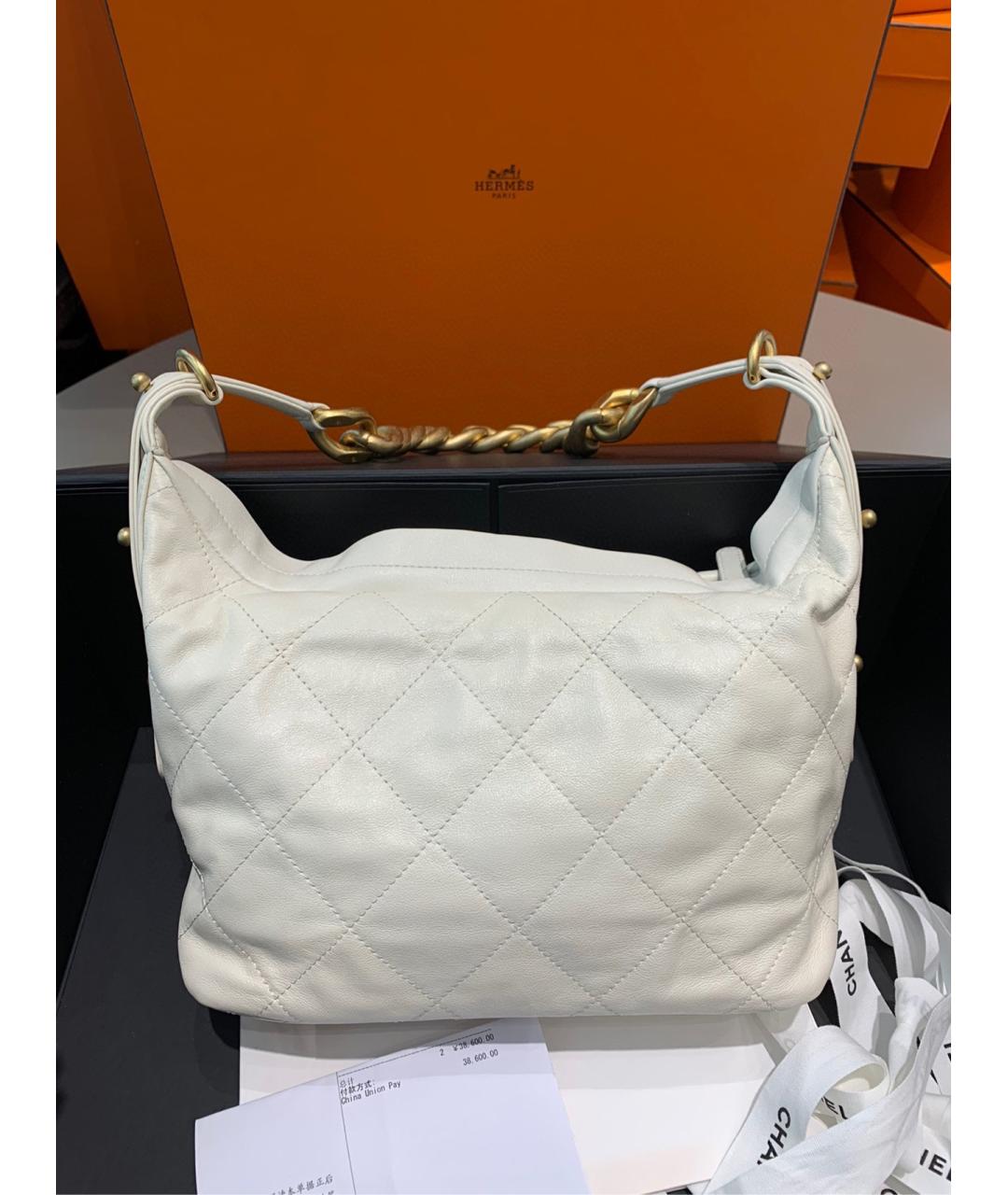 CHANEL Белая кожаная сумка через плечо, фото 3