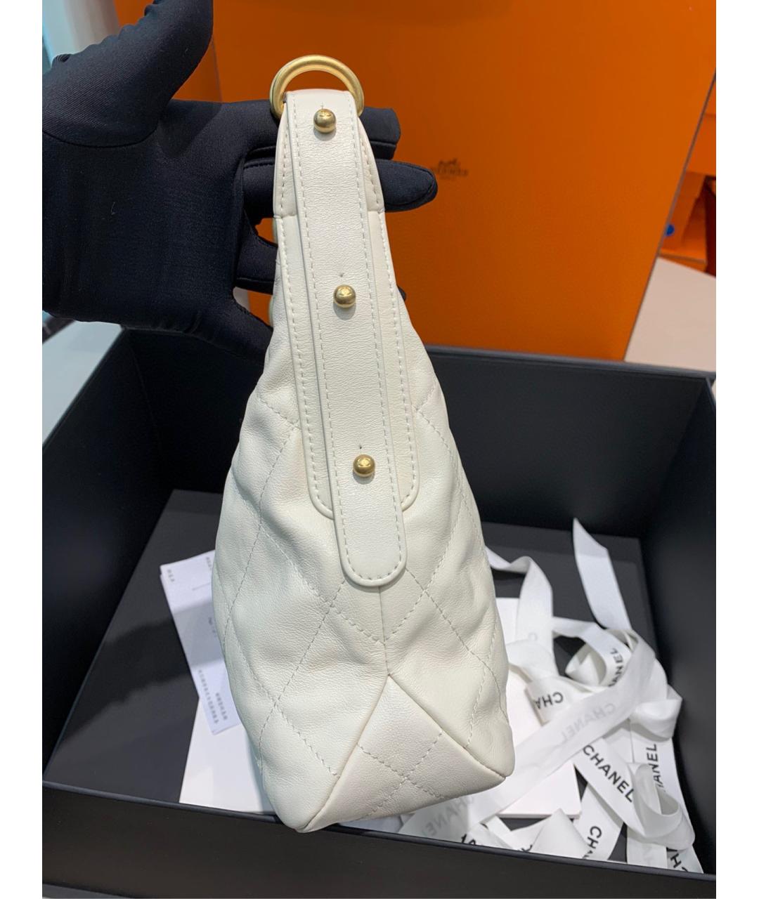 CHANEL Белая кожаная сумка через плечо, фото 4