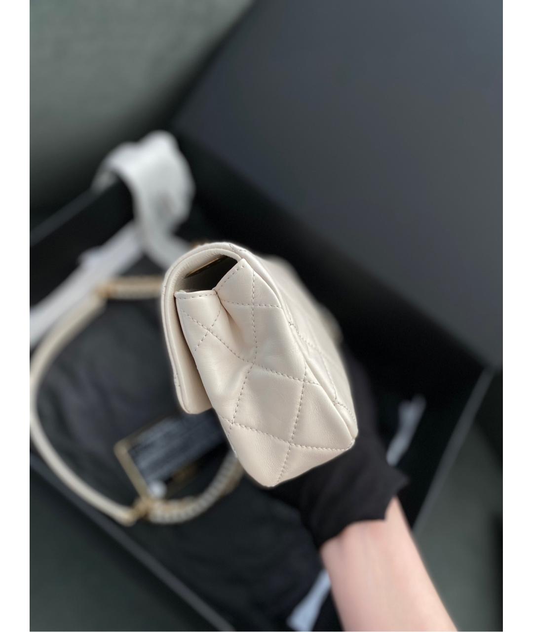 CHANEL Белая кожаная сумка через плечо, фото 3