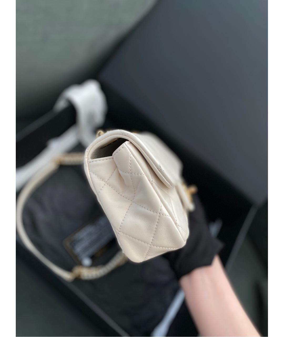 CHANEL Белая кожаная сумка через плечо, фото 4