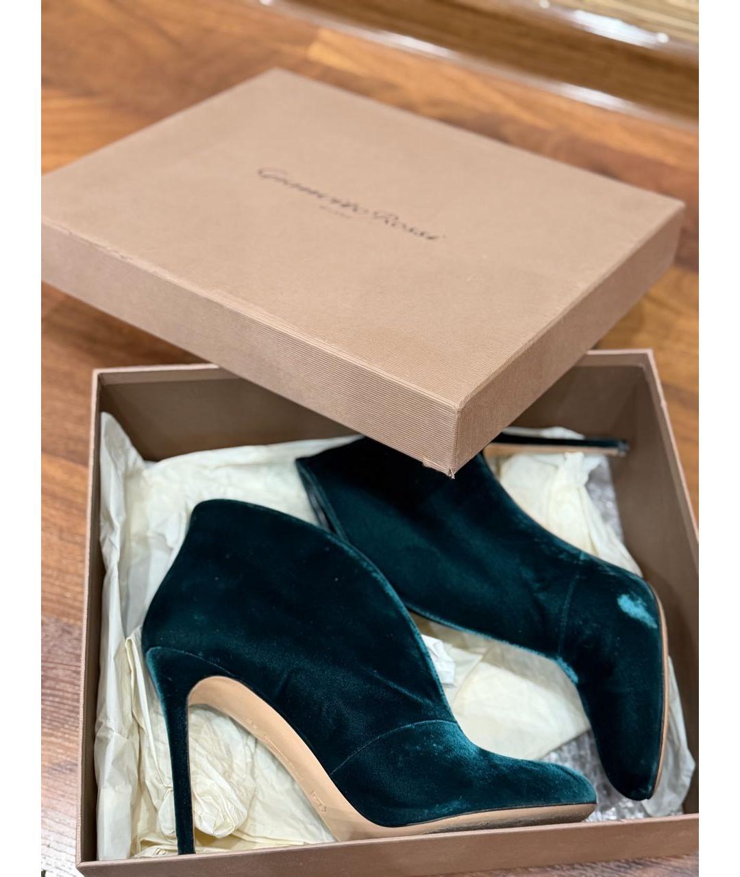 GIANVITO ROSSI Зеленые бархатные ботильоны, фото 3