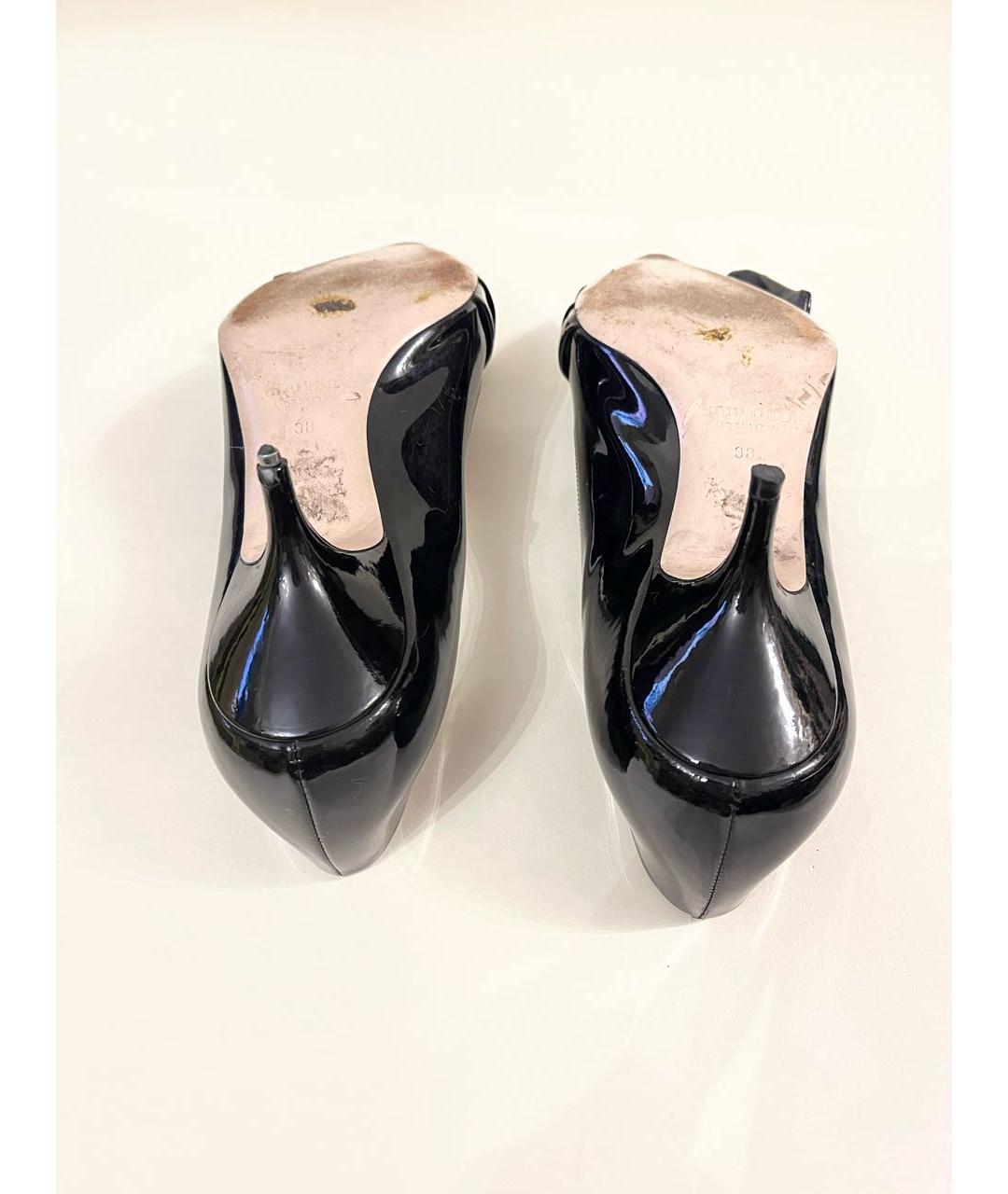 MIU MIU Черные лодочки на низком каблуке из лакированной кожи, фото 5