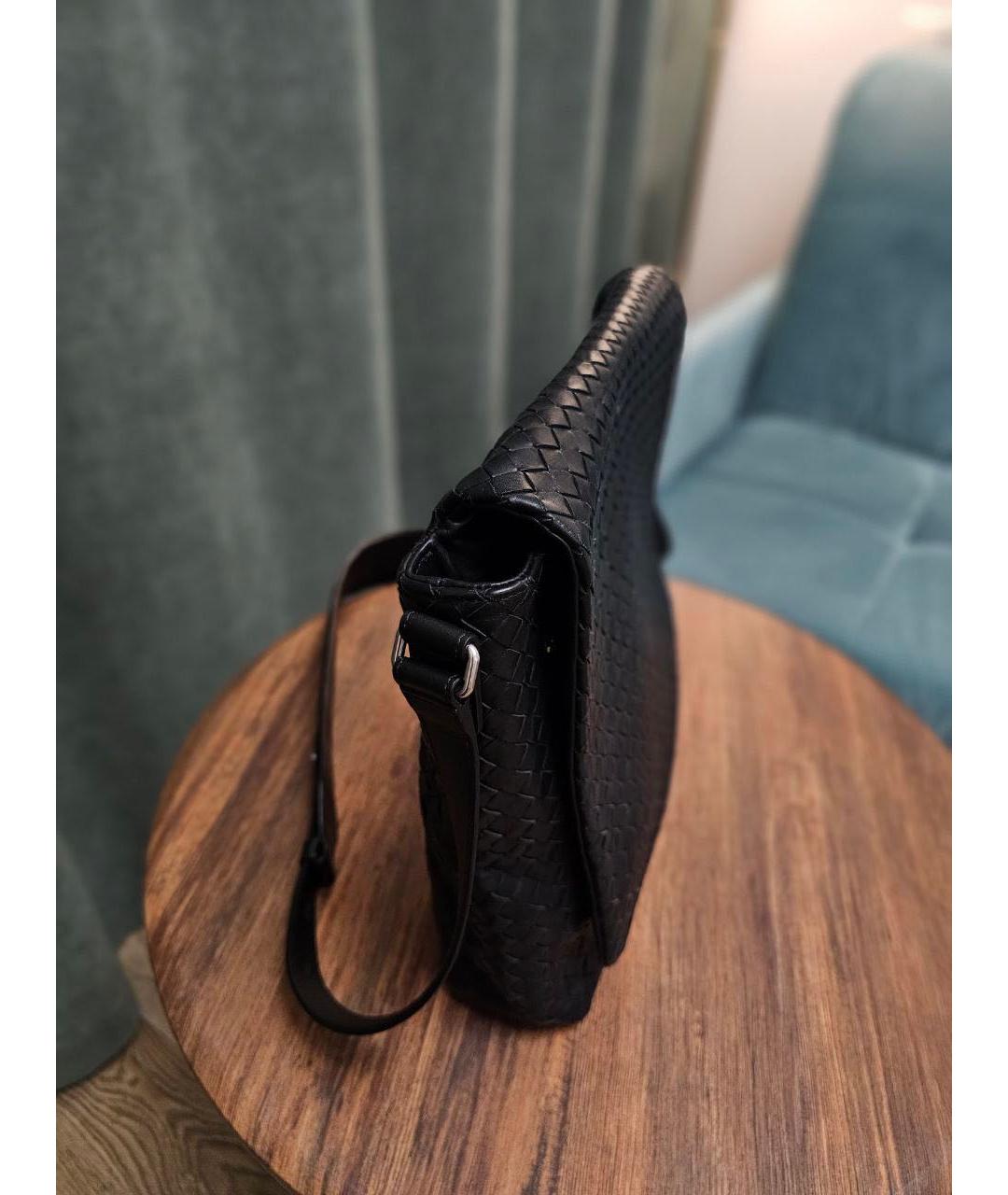 BOTTEGA VENETA Черная кожаная сумка на плечо, фото 5